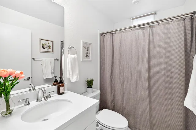 $360,000 | 266 Box Lane, Sacramento, CA 95818