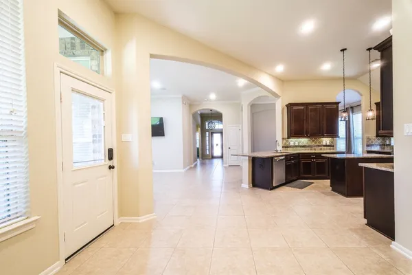 $369,900 | 6502 Limestone Court, Rosenberg, TX 77471