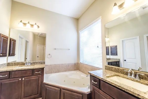 $369,900 | 6502 Limestone Court, Rosenberg, TX 77471