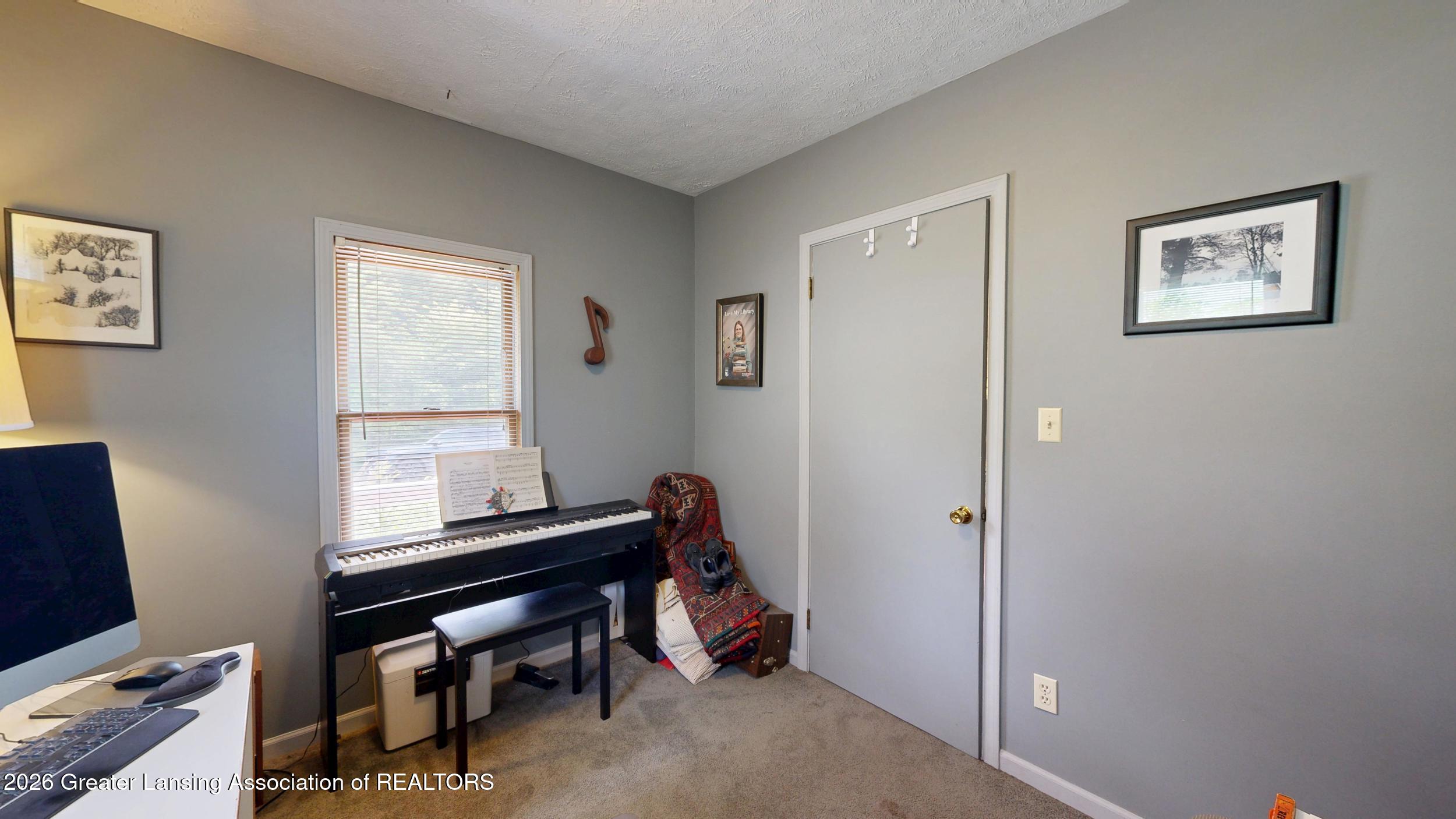 2409 Alpha Street Lansing, MI 48910 - Photo 23 of 46 Bedroom 2