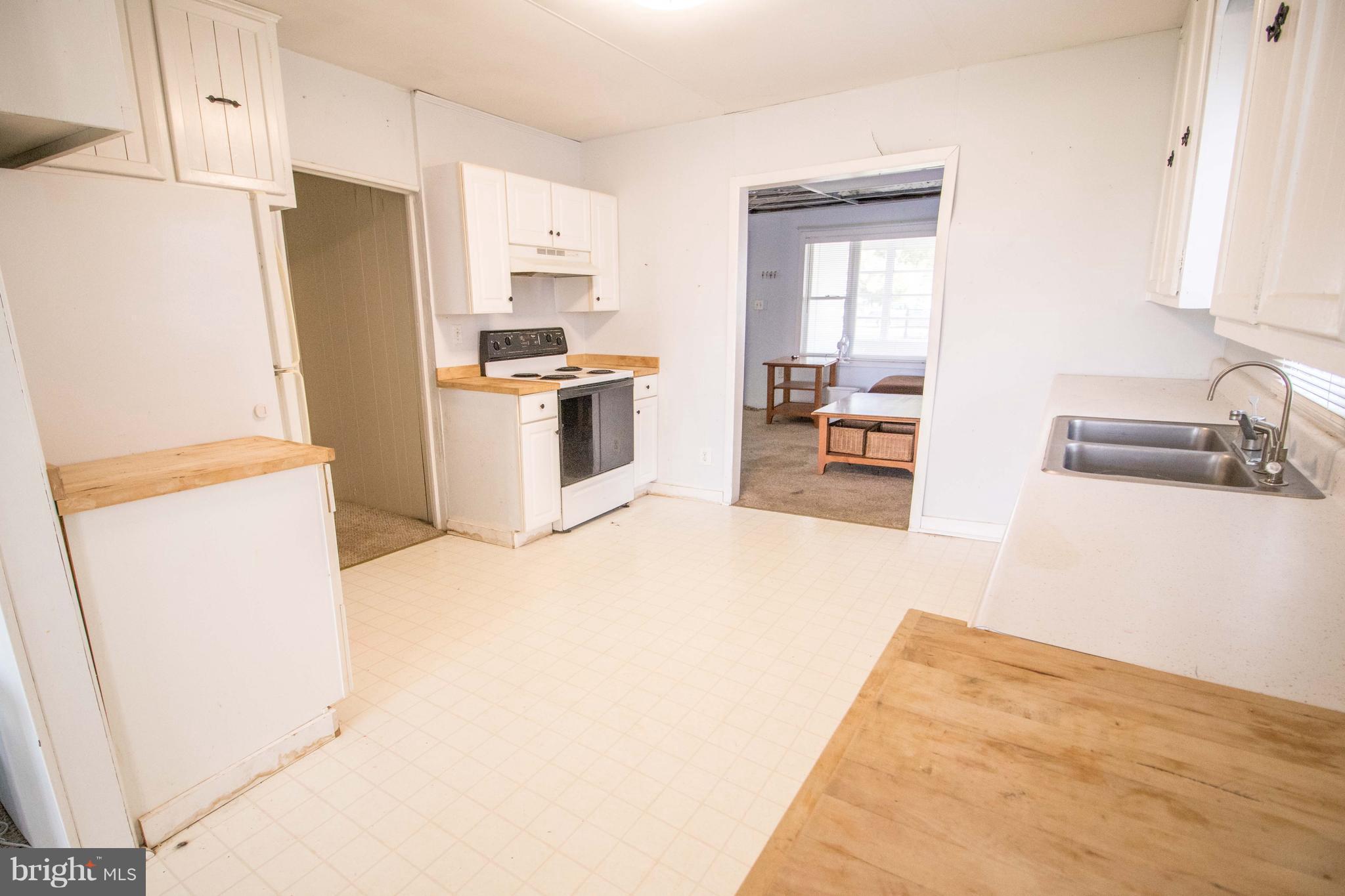 44958 Lighthouse Road Piney Point, MD 20674 - Photo 9 of 30 Kitchen