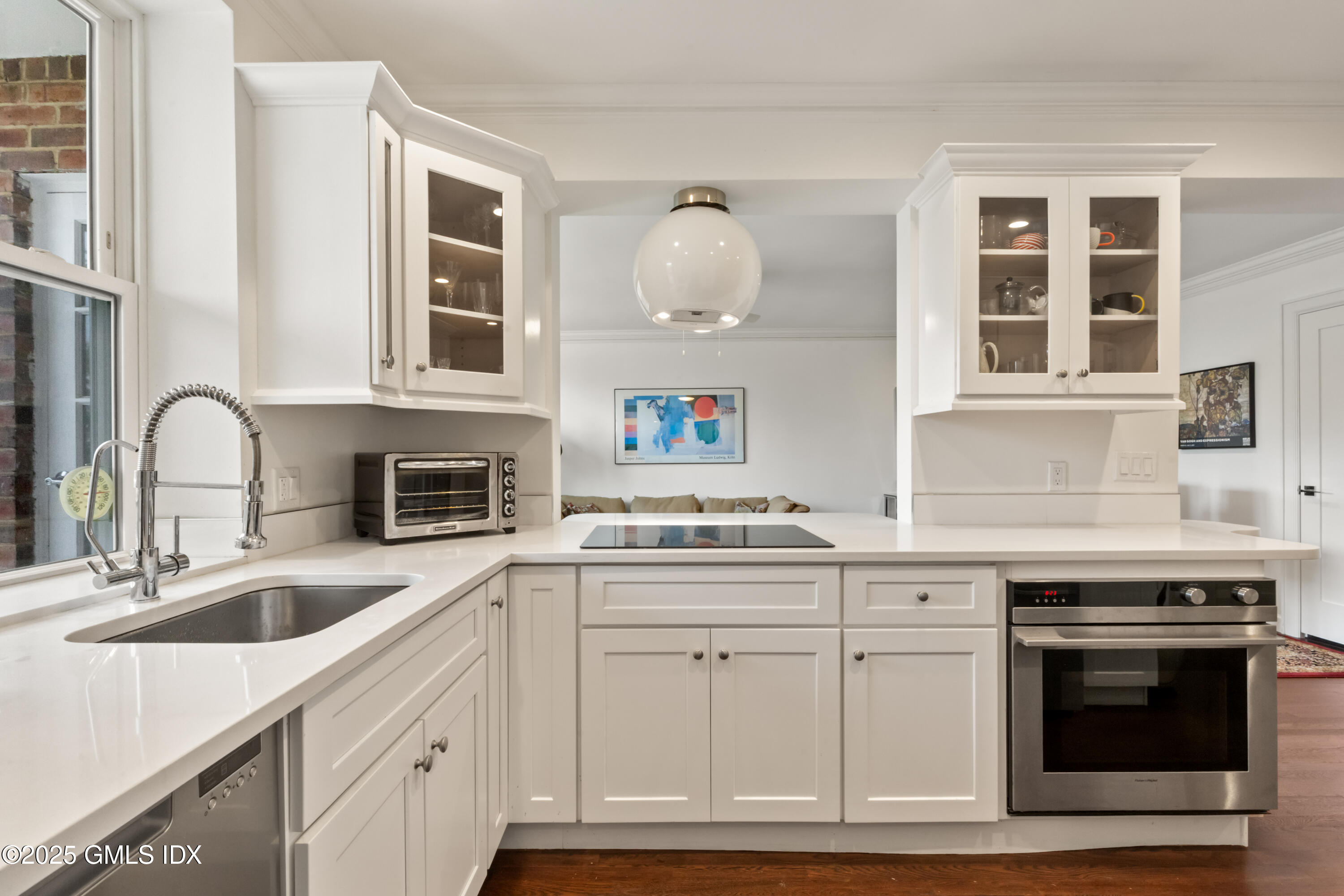 5 Putnam Hill, Unit 2D Greenwich, CT 06830 - Photo 3 of 26 C