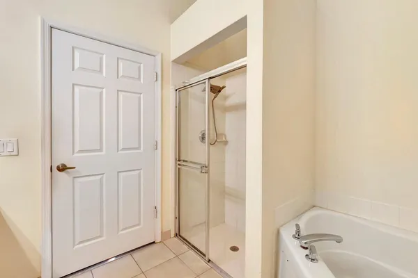 $2,850 | 2484 North Coral Trace Circle, Delray Beach, FL 33445