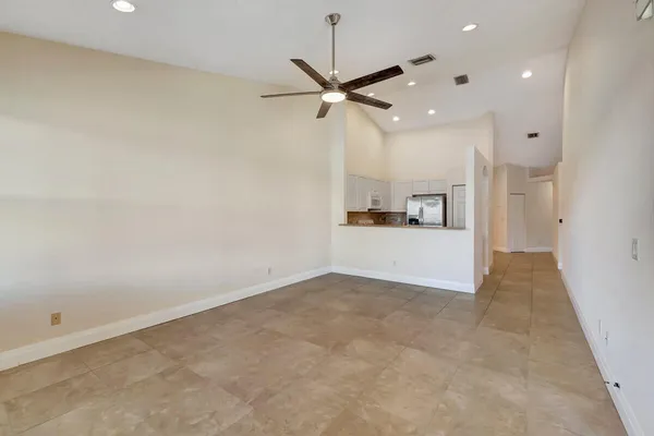 $2,850 | 2484 North Coral Trace Circle, Delray Beach, FL 33445