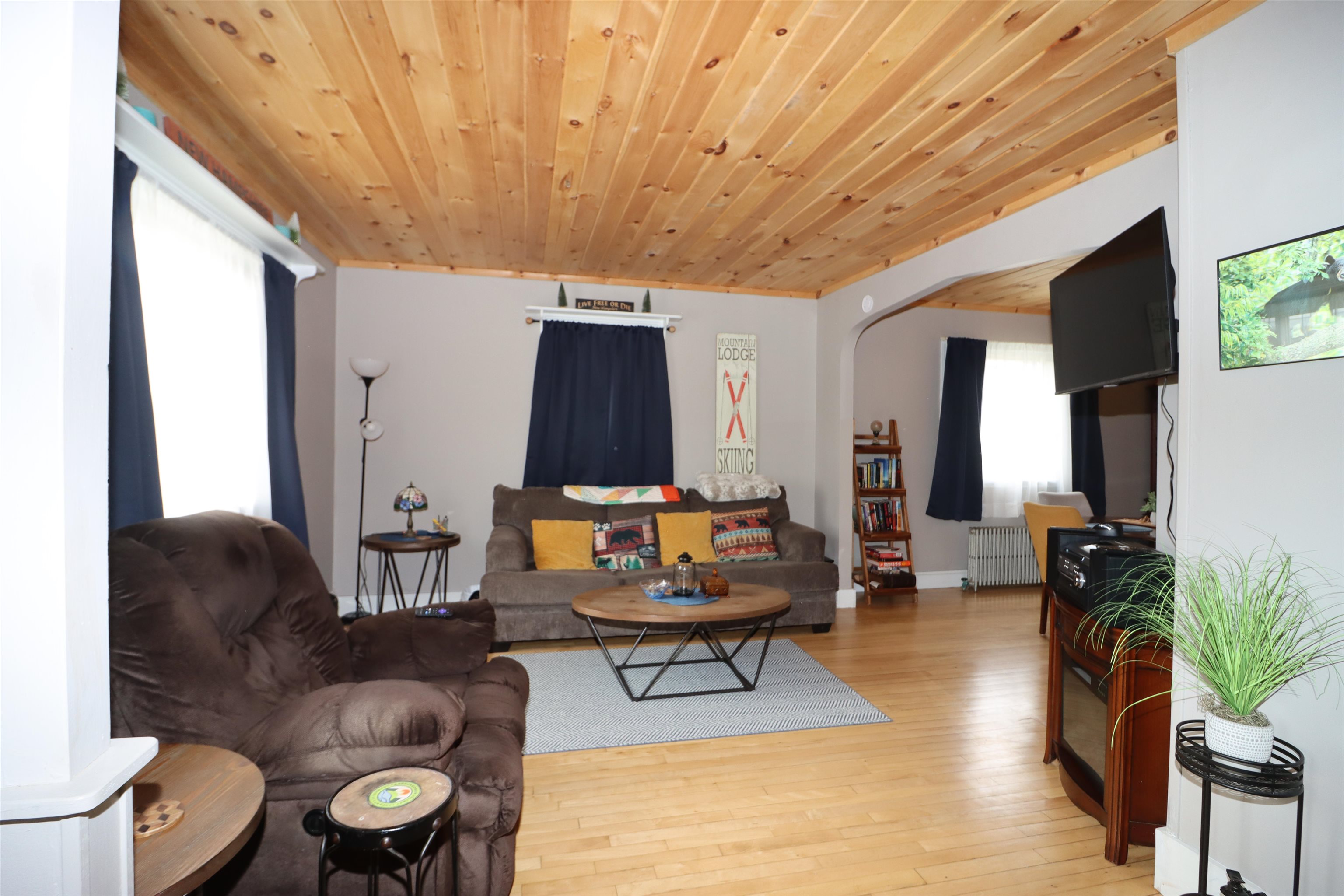 348 Champlain Street Berlin, NH 03570 - Photo 11 of 46