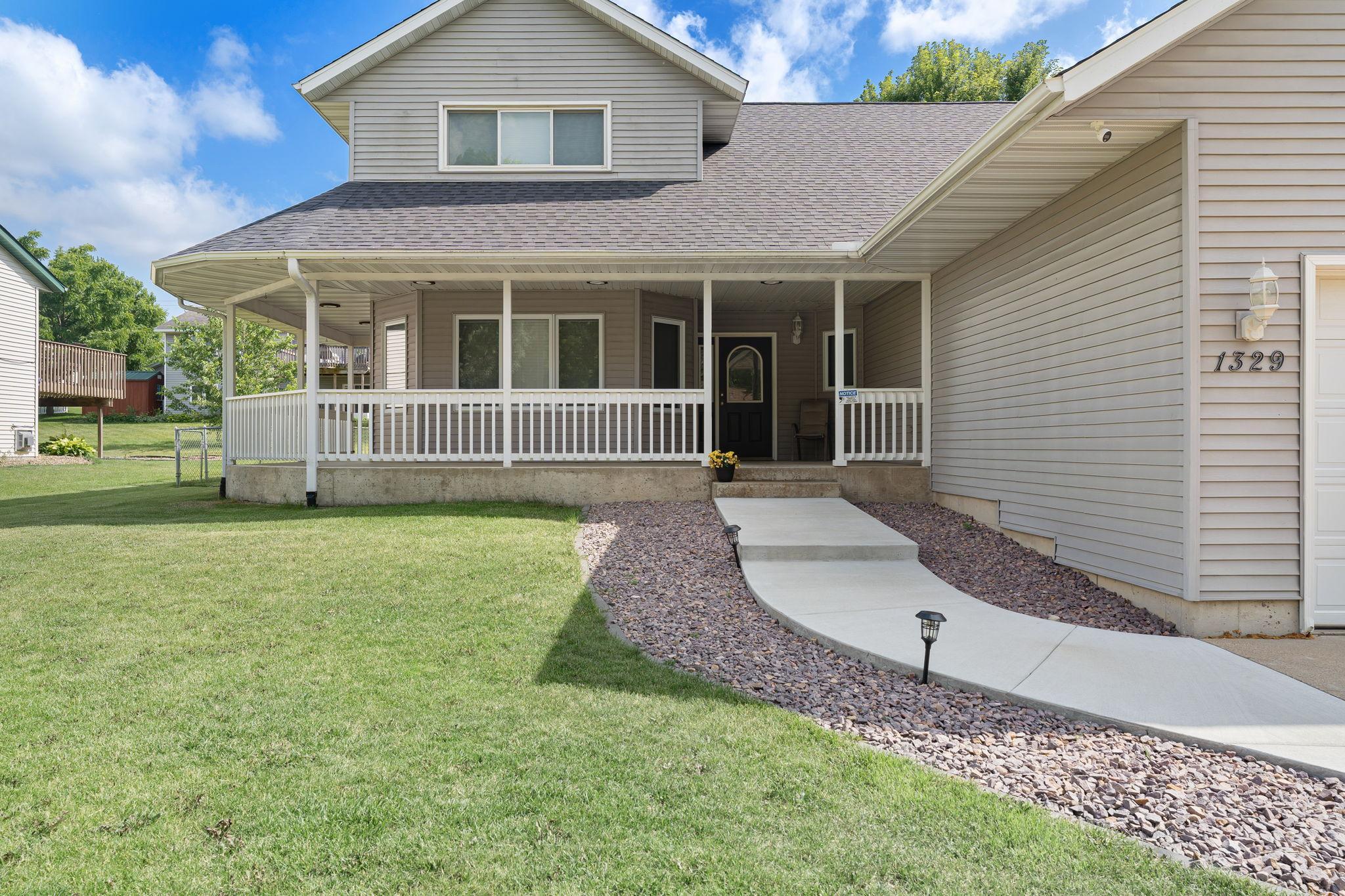 1329 Springwood Lane Faribault, MN 55021 - Photo 2 of 49