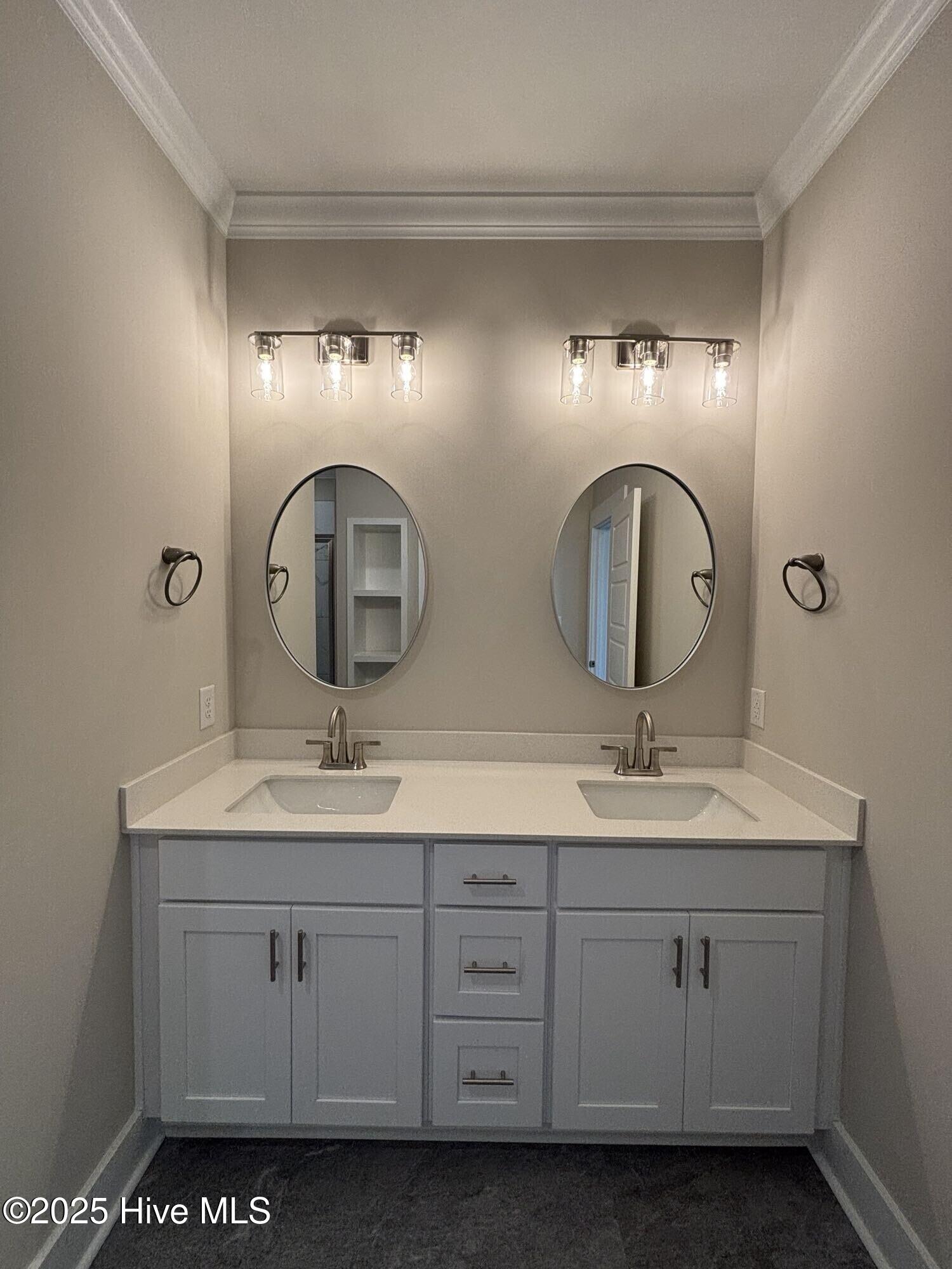 569 Workhorse Lane Ayden, NC 28513 - Photo 13 of 34 Master Bathroom