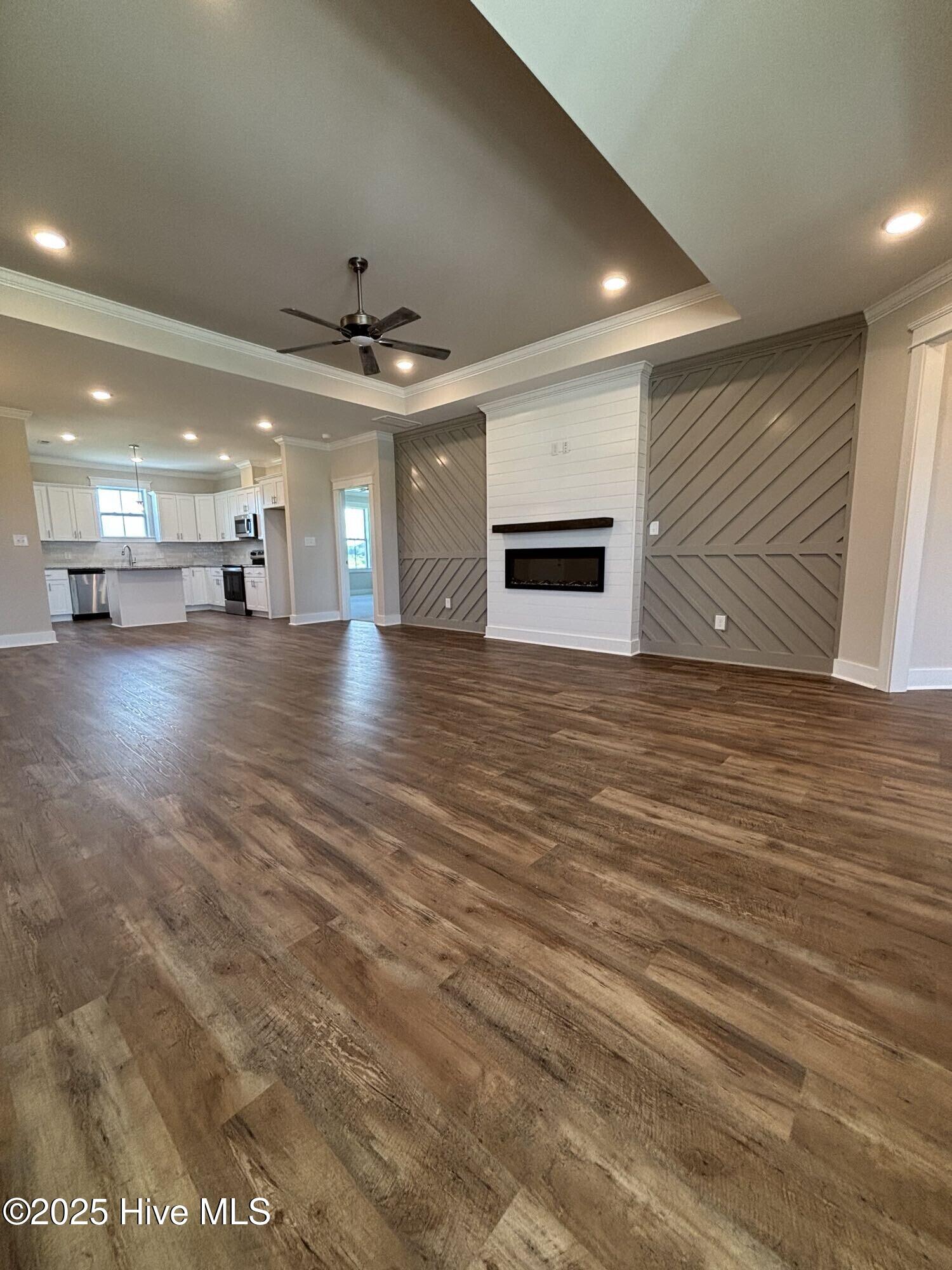 569 Workhorse Lane Ayden, NC 28513 - Photo 4 of 34 Living Room 3