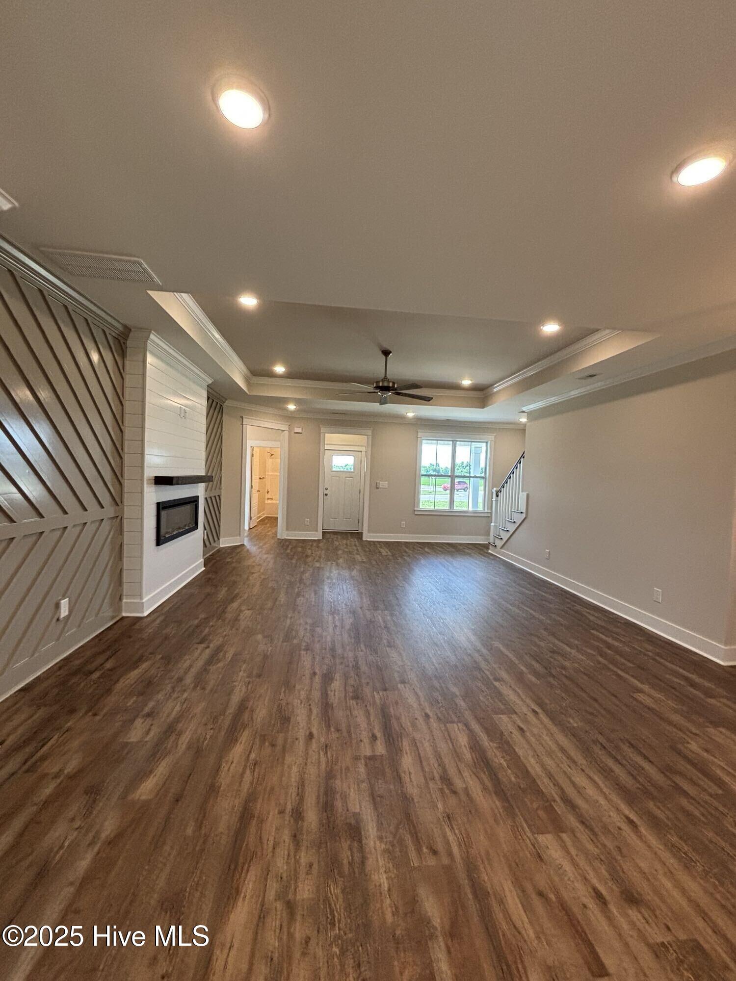 569 Workhorse Lane Ayden, NC 28513 - Photo 6 of 34 Living Room