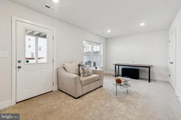 $3,500 | 10939 Drummond Place, White Plains, MD 20695