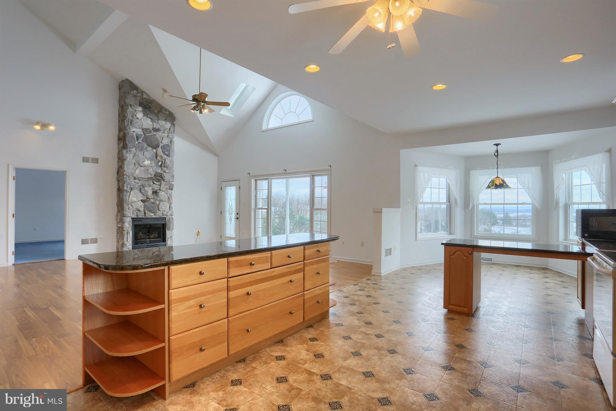 157 Locust Grove Road Dillsburg, PA 17019 - Photo 7 of 41 Gallery Image 7