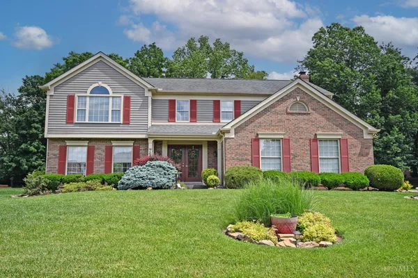 $595,000 | 7664 Hampton Pl Lane, Cincinnati, OH 45244