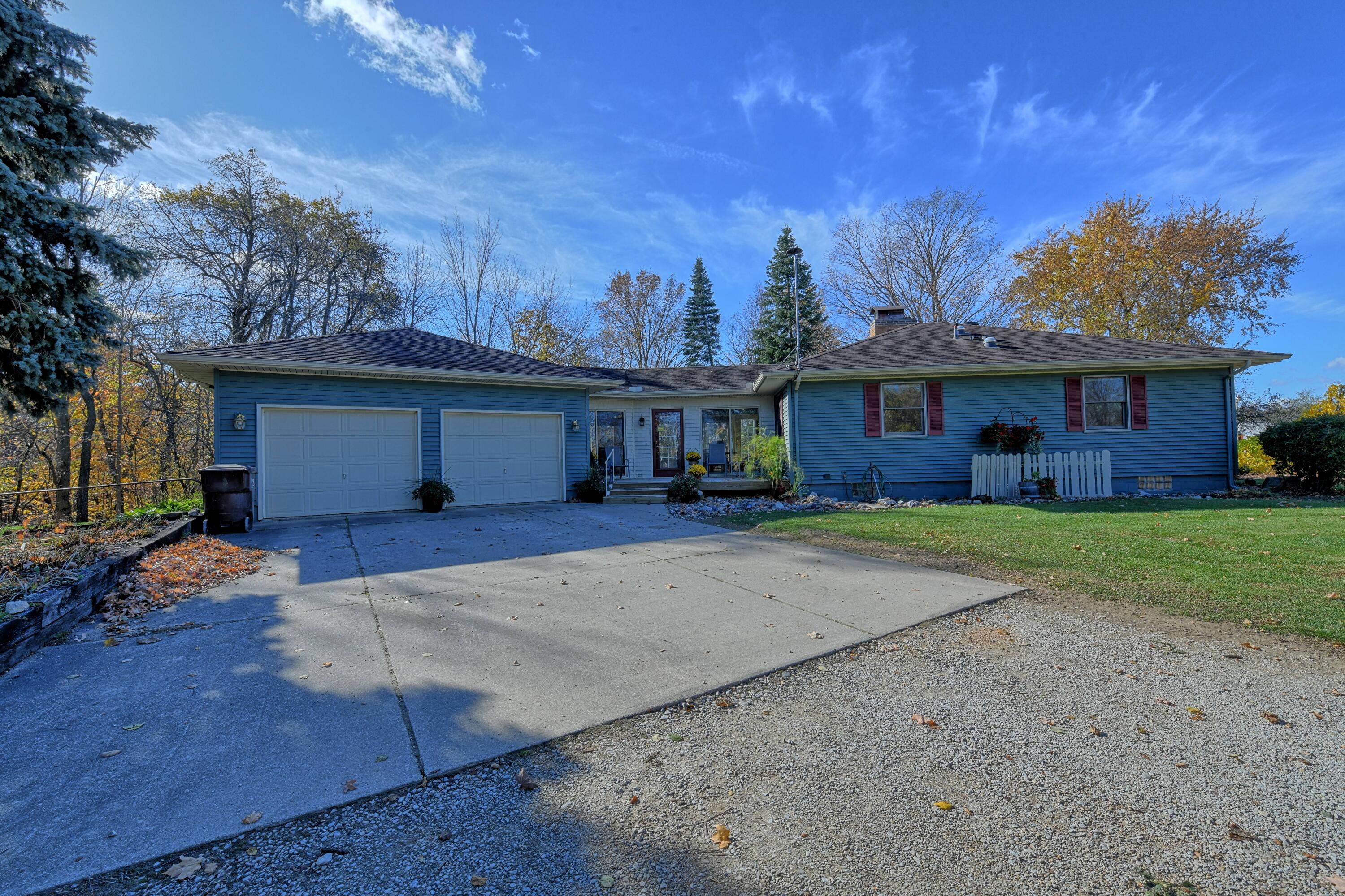 15027 W Cutler