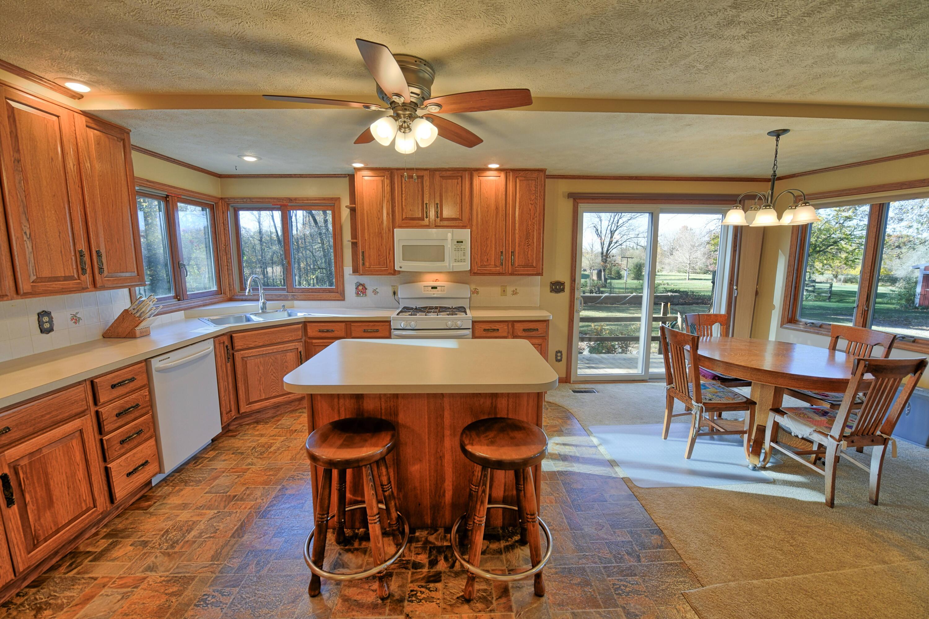 15027 West Cutler Road Eagle, MI 48822 - Photo 8 of 65 Kitchen