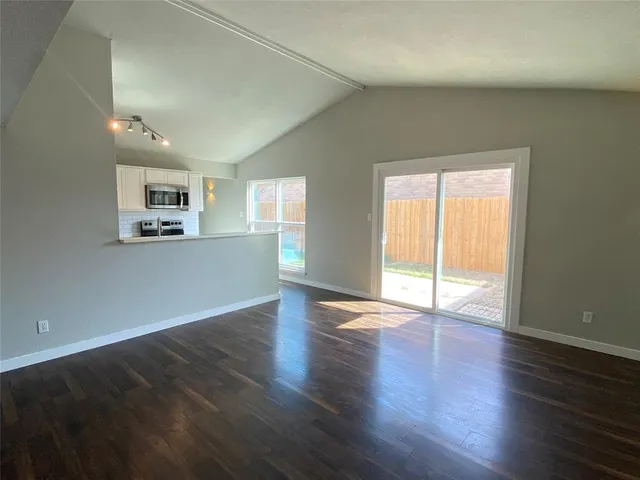 $1,500 | 6042 Dooley Drive, The Colony, TX 75056