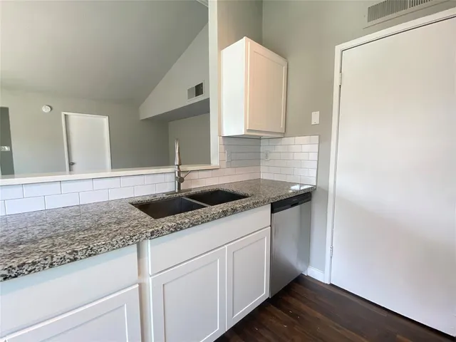 $1,500 | 6042 Dooley Drive, The Colony, TX 75056