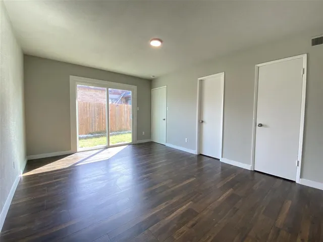 $1,500 | 6042 Dooley Drive, The Colony, TX 75056