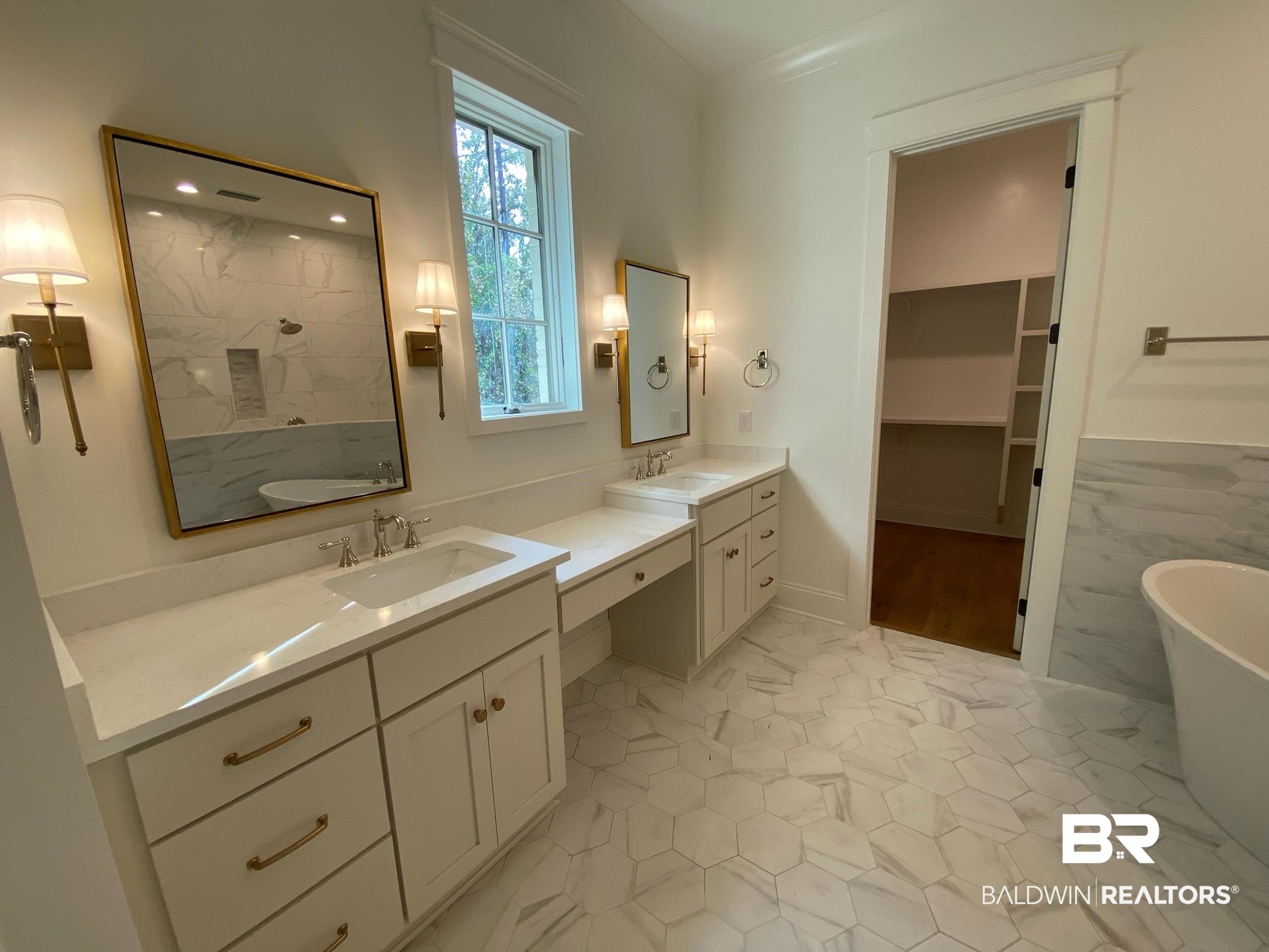 605 Falling Water Boulevard Fairhope, AL 36532 - Photo 5 of 22