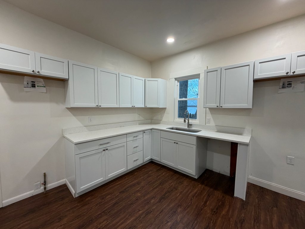 718 17th Street Rock Island, IL 61201 - Photo 13 of 33