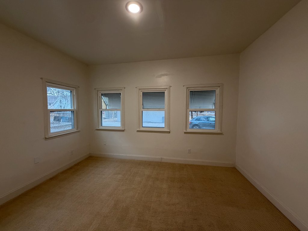 718 17th Street Rock Island, IL 61201 - Photo 16 of 33