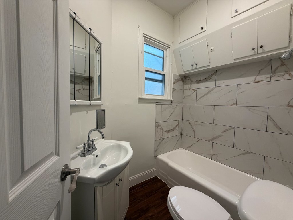 718 17th Street Rock Island, IL 61201 - Photo 18 of 33