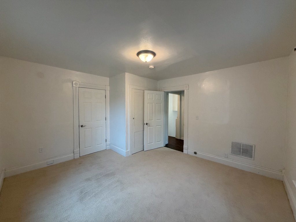 718 17th Street Rock Island, IL 61201 - Photo 20 of 33