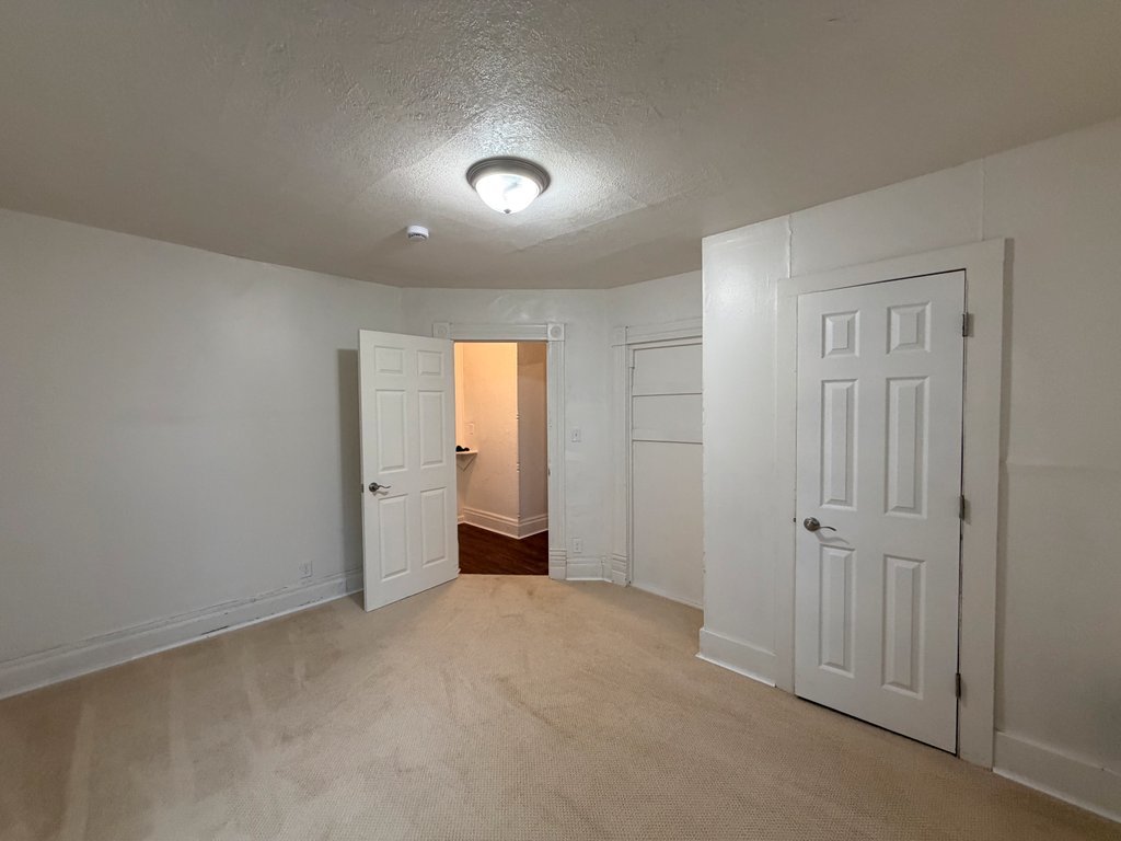 718 17th Street Rock Island, IL 61201 - Photo 23 of 33