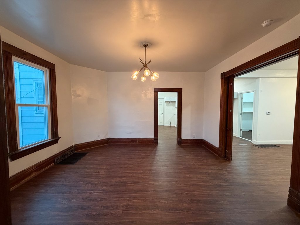 718 17th Street Rock Island, IL 61201 - Photo 8 of 33