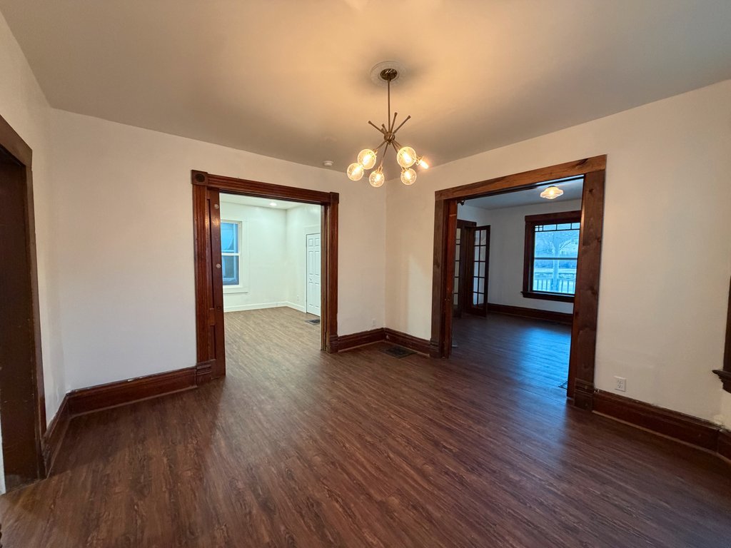 718 17th Street Rock Island, IL 61201 - Photo 9 of 33