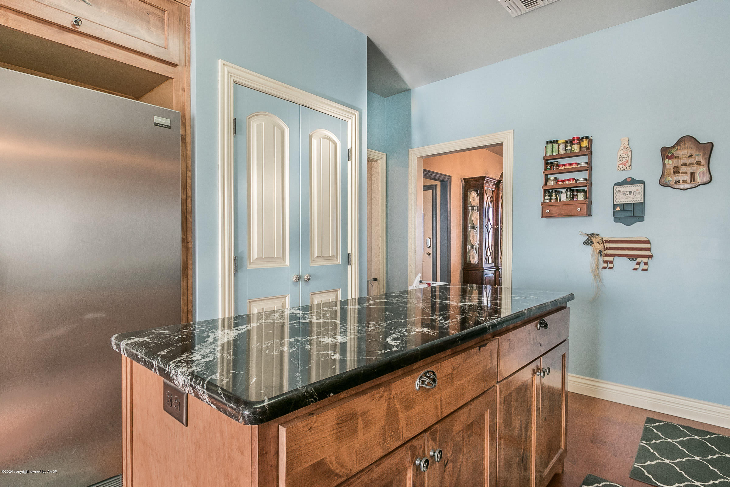 18601 West Costley Road Amarillo, TX 79119 - Photo 20 of 38 Kitchen 4