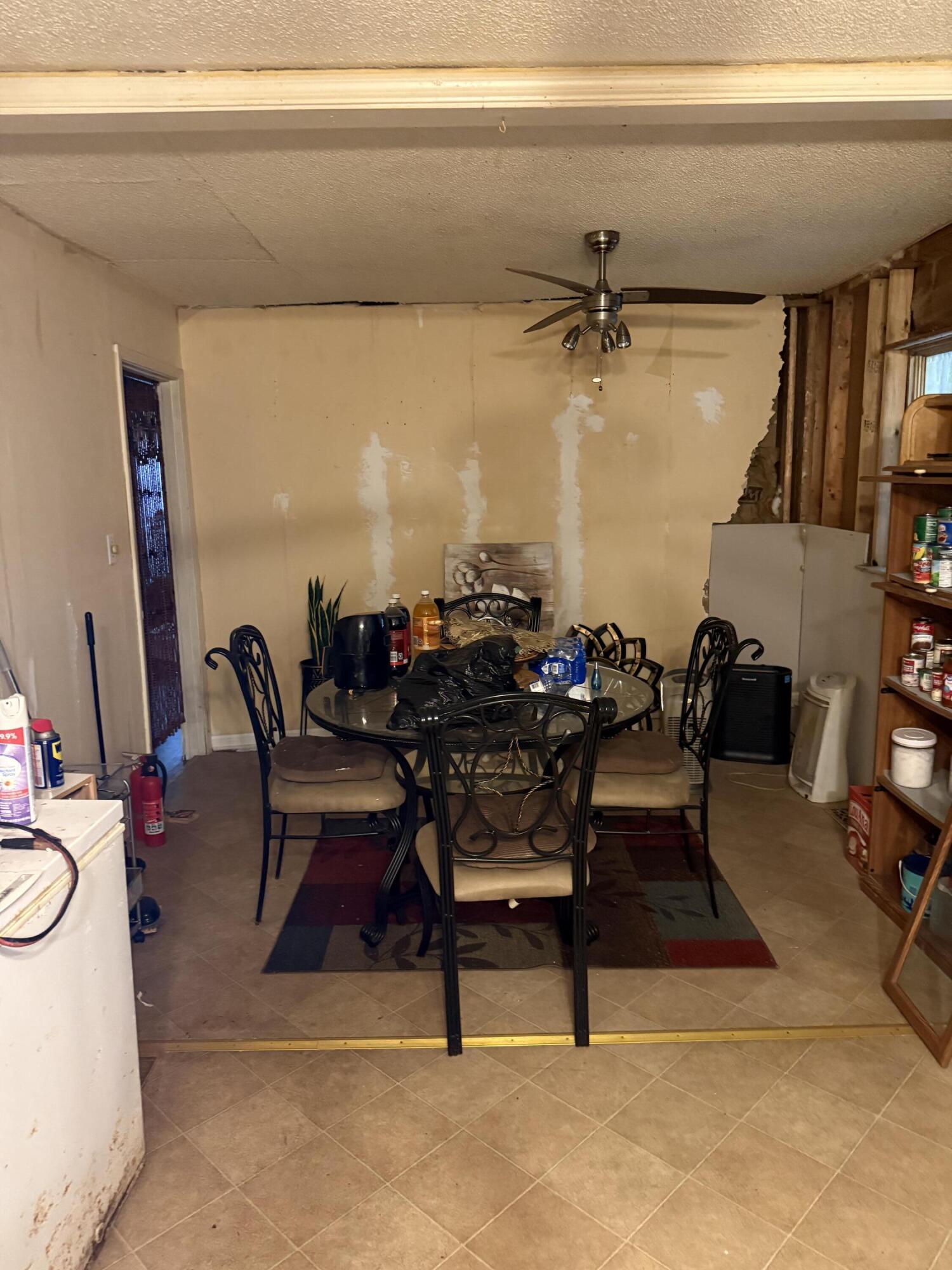 170 Madison Street Walterboro, SC 29488 - Photo 4 of 5