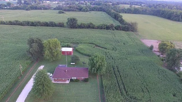 $675,000 | 336 State Highway 32, Buffalo, MO 65622