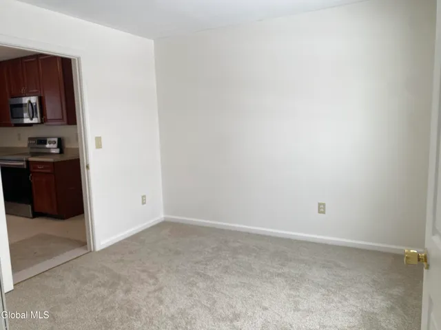 $319,000 | 31 Saratoga Street, Hoosick Falls, NY 12090