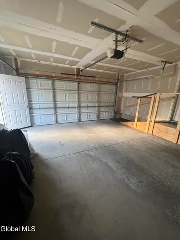 $319,000 | 31 Saratoga Street, Hoosick Falls, NY 12090