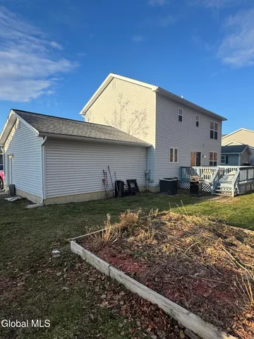 $319,000 | 31 Saratoga Street, Hoosick Falls, NY 12090