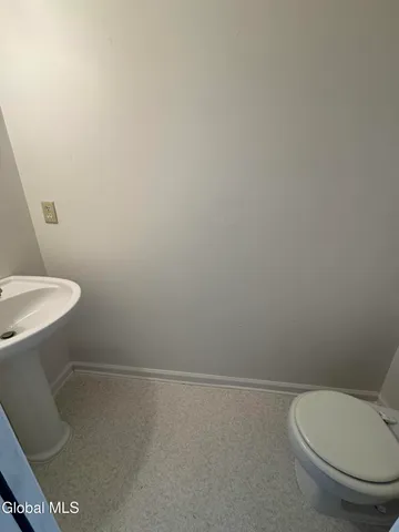 $319,000 | 31 Saratoga Street, Hoosick Falls, NY 12090