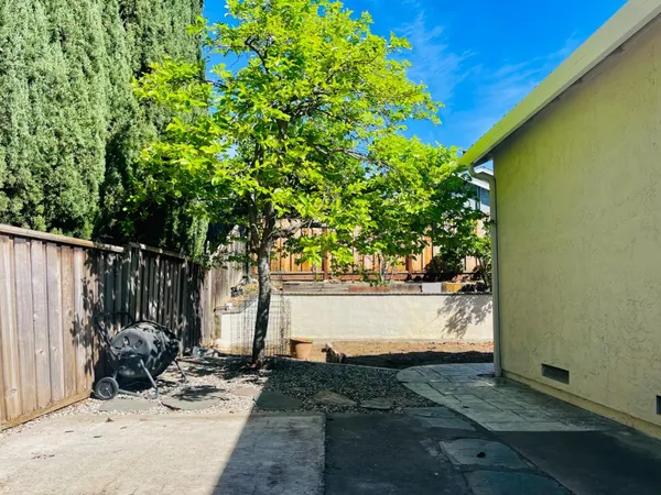 $1,750,000 | 3561 Slopeview Drive, San Jose, CA 95148