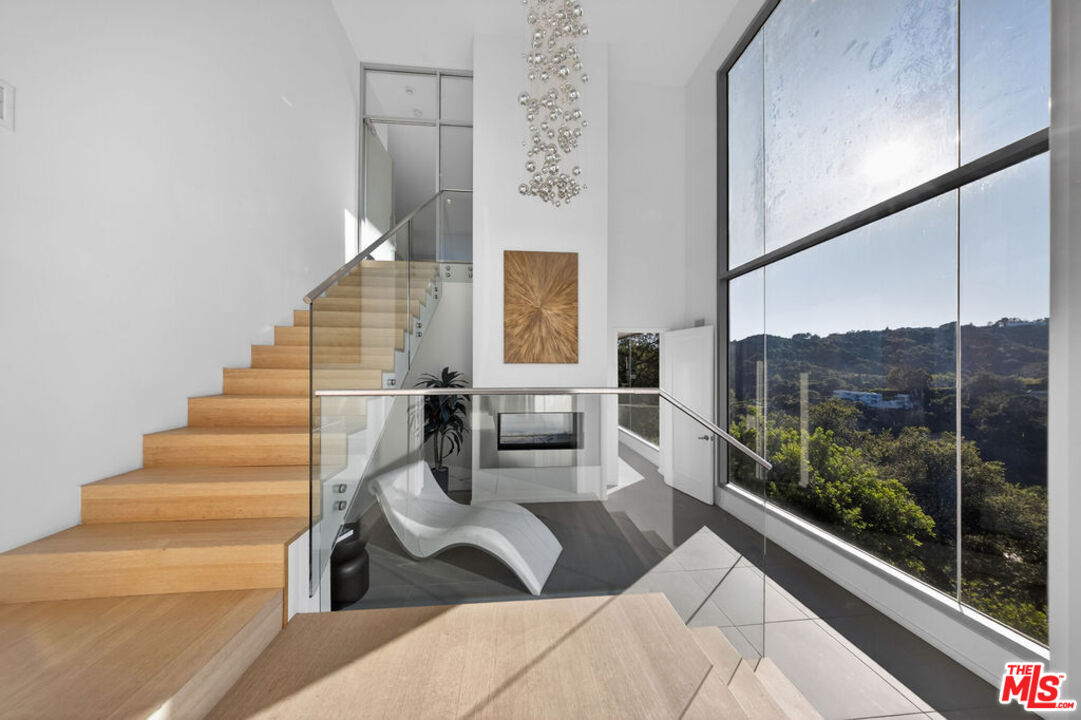 9716 Oak Pass Road Beverly Hills, CA 90210 - Photo 41 of 73