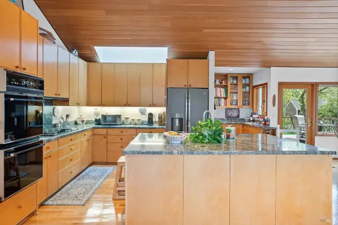 $2,295,000 | 17650 High Road, Sonoma, CA 95476