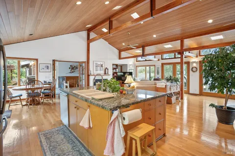 $2,295,000 | 17650 High Road, Sonoma, CA 95476