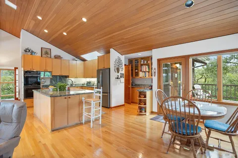 $2,295,000 | 17650 High Road, Sonoma, CA 95476