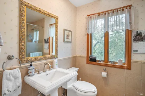 $2,295,000 | 17650 High Road, Sonoma, CA 95476