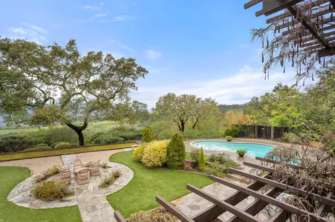 $2,295,000 | 17650 High Road, Sonoma, CA 95476