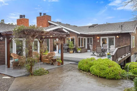 $2,295,000 | 17650 High Road, Sonoma, CA 95476