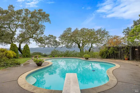 $2,295,000 | 17650 High Road, Sonoma, CA 95476