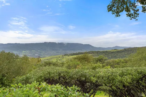 $2,295,000 | 17650 High Road, Sonoma, CA 95476