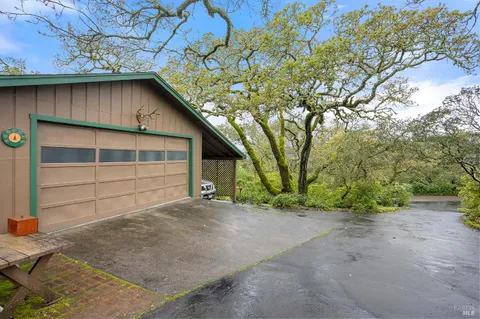 $2,295,000 | 17650 High Road, Sonoma, CA 95476