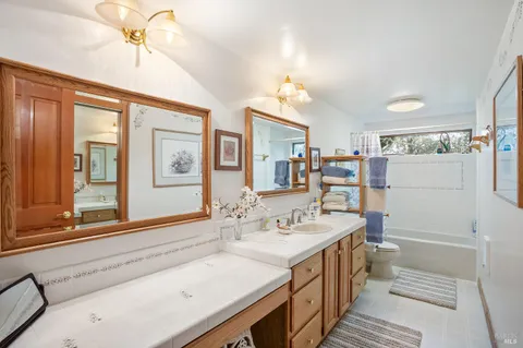 $2,295,000 | 17650 High Road, Sonoma, CA 95476