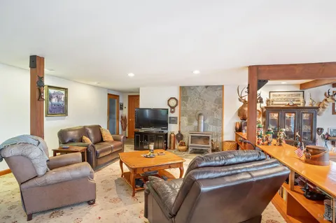 $2,295,000 | 17650 High Road, Sonoma, CA 95476