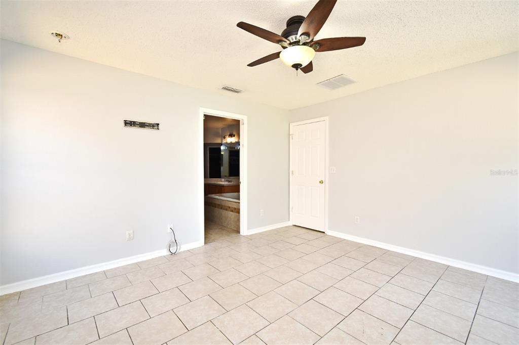 2010 Newtown Road Groveland, FL 34736 - Photo 17 of 39 Gallery Image 17